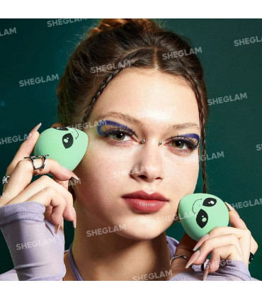 اسفنج آرایشی اینترستلار شیگلم